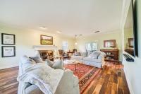 Expansive Texarkana Home w/ Yard: Near Golf! - Chambres d'hôtes Texarkana