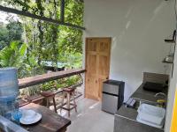 Tiny jungle house, few minutes from the beach - Chambres d’hôtes Cocles