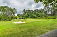 Walk to Lake Keowee: Salem Townhome w/ Deck - B&B Salem