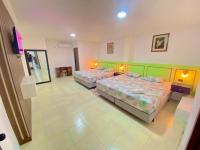 Hostal Marle - Bed and Breakfast