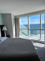 Great 2 Bedroom - Oceans One 1008 - B&B