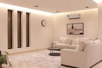 B&B Khobar - شقة فاخرة خاصة - حي الحمراء - ثلاث غرف نوم - Bed and Breakfast Khobar