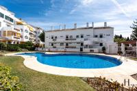 Poolside 2 Bedroom Retreat - Ferienwohnung
