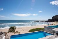 Spacious Apartment with Private Balcony & Ocean View - Brujas - B&B Mazatlán