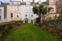 Sutherlands Tenby - B&B