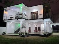 Jungle Lodge - Bed and Breakfast Udawalawa