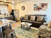 Angel Rock Rentals of Moab Unit 4 - Bed and Breakfast