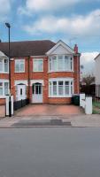 Modern & Cozy 3 Bed House. - Bed and Breakfast Wyken