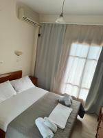 One-Bedroom Apartment with Sea View