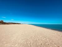 Appart CLIM , WIFI, PLAGE 200 mètres - B&B