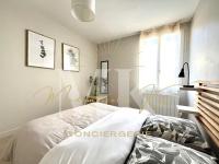 B&B Sens - Appartement de standing- hyper centre - Bed and Breakfast Sens