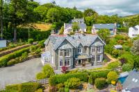 Luxurious Welsh 8 Bedroom Victorian Celebration House - B&B