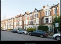 10 min to The Heart of London - Zone 2 - Charming 2 bed Apartment - Chambres d'hôtes Londres