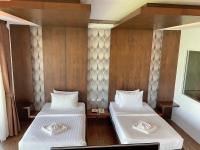 Kamar Luxury Twin