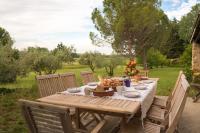 Mas dans la campagne pour loisirs et télétravail - B&B Sarrians