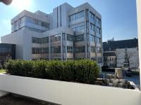 JOBOSTAYS - URBAN Studio Loft Oldenburg Innenstadt - Designerbad und Balkon - 5 Min zu Fuß Innenstadt und Bahnhof - Aufzug - Highspeed WLAN - Vollküche mit Kaffeemaschine und Spülmaschine - kontaktfreier Check-In - Chambres d'hôtes Oldenbourg