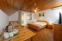 Dreibettzimmer mit Terrasse
