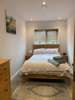 The Barn at White Rose Cottage - B&B Towcester