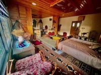 B&B Ajloun - Oak Farm مزرعة الملّول - Bed and Breakfast Ajloun