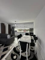 Elezi Apartment City Centre - Ferienwohnung Tirana