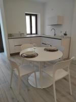 B&B Brezzo - Appartamento Via Varesella - Bed and Breakfast Brezzo