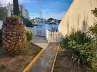Marina Les Voiles - Bed and Breakfast
