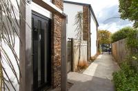 Chic City Living 1 bdrm Sunny Warm Close CBD - Chambres d’hôtes Christchurch
