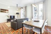 The Collection Barcelona - 4bedroom apartment with a balcony in Las Ramblas 1 2 - Chambres d'hôtes Barcelone