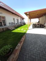 Ubytování U studny - Bed and Breakfast Dolní Dunajovice