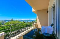 DOMINO - B&B Dramalj