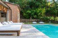 La Scuola, Luxueuse villa avec piscine privée - Chambres d’hôtes San Casciano dei Bagni