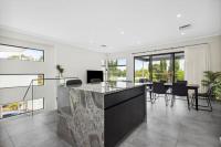 First-Class Townhouse w free parking and Wi-Fi - B&B