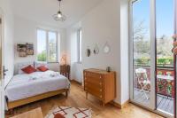 Appartamento con 1 Camera da Letto, Balcone e Vista Montagna