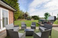 Deluxe 1 Bed Versace HotTub SkyTV - B&B Saffron Walden