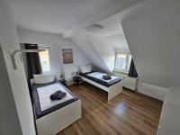 High Moon Apartment House in Nienburg with Wifi - Chambres d'hôtes Grimschleben