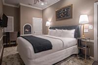 Indulge Couples Spa Room with Balcony