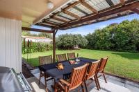 Retro Whanga Charm - B&B Whangamata