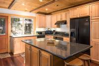 The Lazy Bear Lodge - B&B Tahoma