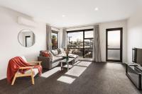 Honey for the Money Warm Sunny 10 mins CBD - B&B Christchurch