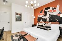 Paradise Palace Best Rooftop in HTX w Hot Tub - Chambres d’hôtes Houston