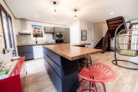 Belle maison et jardin à Pessac 10 pers - B&B Pessac