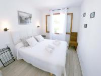 B&B Arenal d'en Castell - Apartamento 234 Sol Islas Arenal den CAstell - Bed and Breakfast Arenal d'en Castell