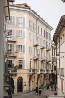 Charming Milan Apartments Brera - Madonnina - Bed and Breakfast
