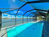 B&B Cape Coral - Family-Friendly Home With Heated Pool and Kayaks Villa - Bed and Breakfast Cape Coral