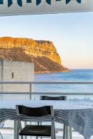 Le Super Bestouan par Dodo à Cassis - B&B Cassis