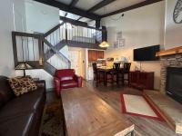 Yosemite Condominium Loft unit -B202 - B&B Yosemite West