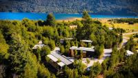 OUTSCAPE l Cabaña en Lago Chapo con Hot Tub - B&B