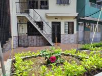 Casa agradable, primer piso Laureles-Estadio - B&B