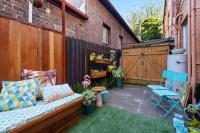 Snug St Kilda Apartment with Private Courtyard - Ferienwohnung