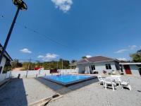 Kvaloya Homestay Private Swimming Pool - Ferienwohnung Kampung Gurun